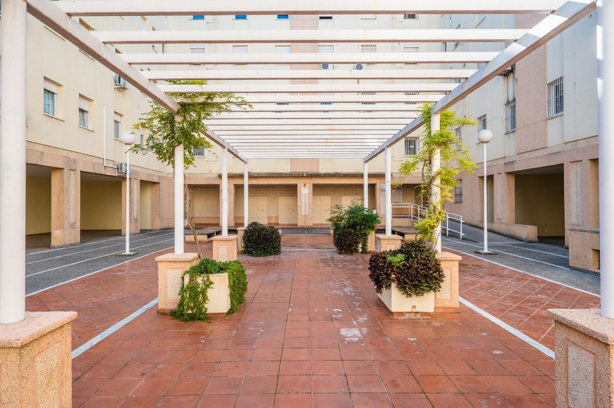 Апартаменты Piso Familiar Virgen Del Rocio Севилья Экстерьер фото